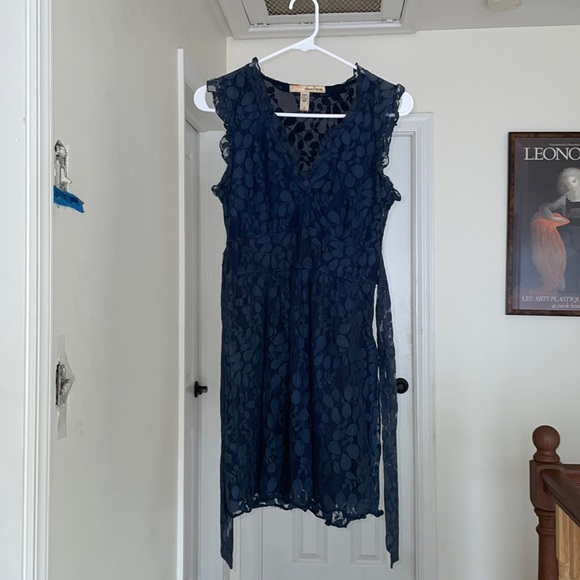 Navy Blue Lace Dress - Picture 3 of 6
